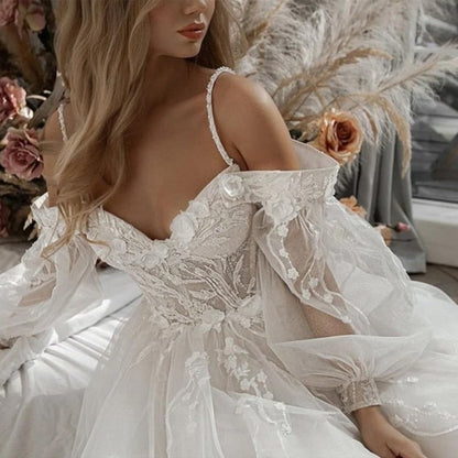 Sweetheart Lace Wedding Dresses for Bride Spaghetti Straps Detachable Sleeves Beach Wedding Dress Appliques Bridal Gown